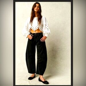 Free people Mid-Rise Barrel Jeans